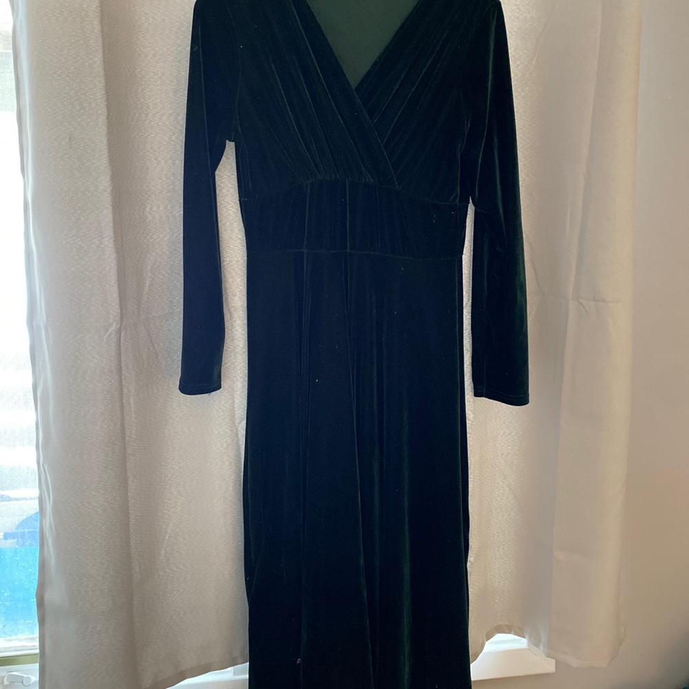 Dress - Picture 4 of 4